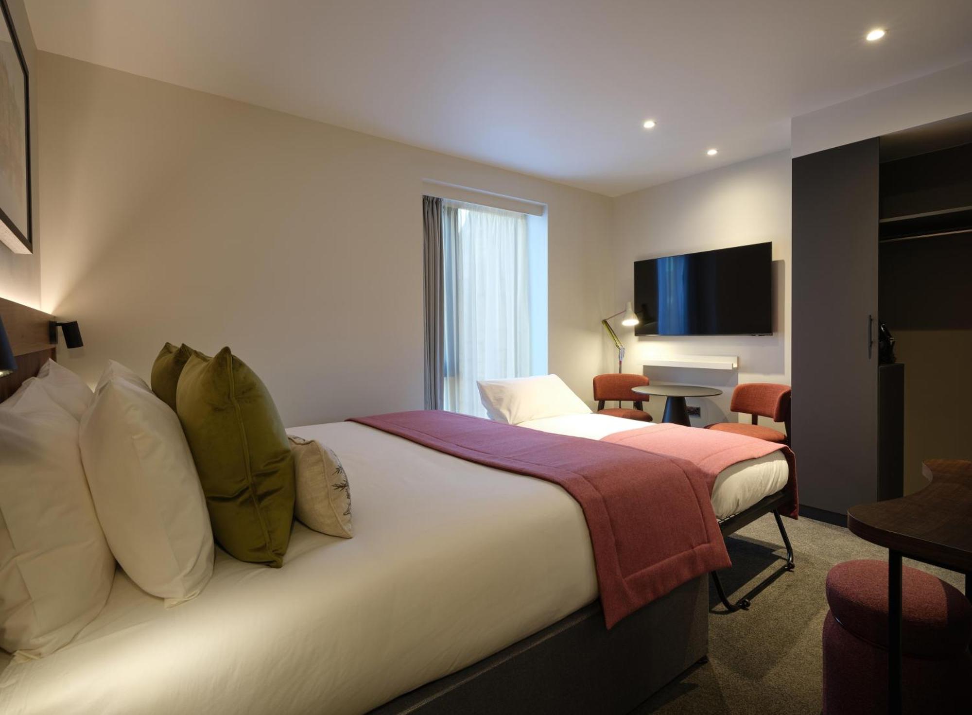 فندق The Resident Edinburgh - Newly Open المظهر الخارجي الصورة