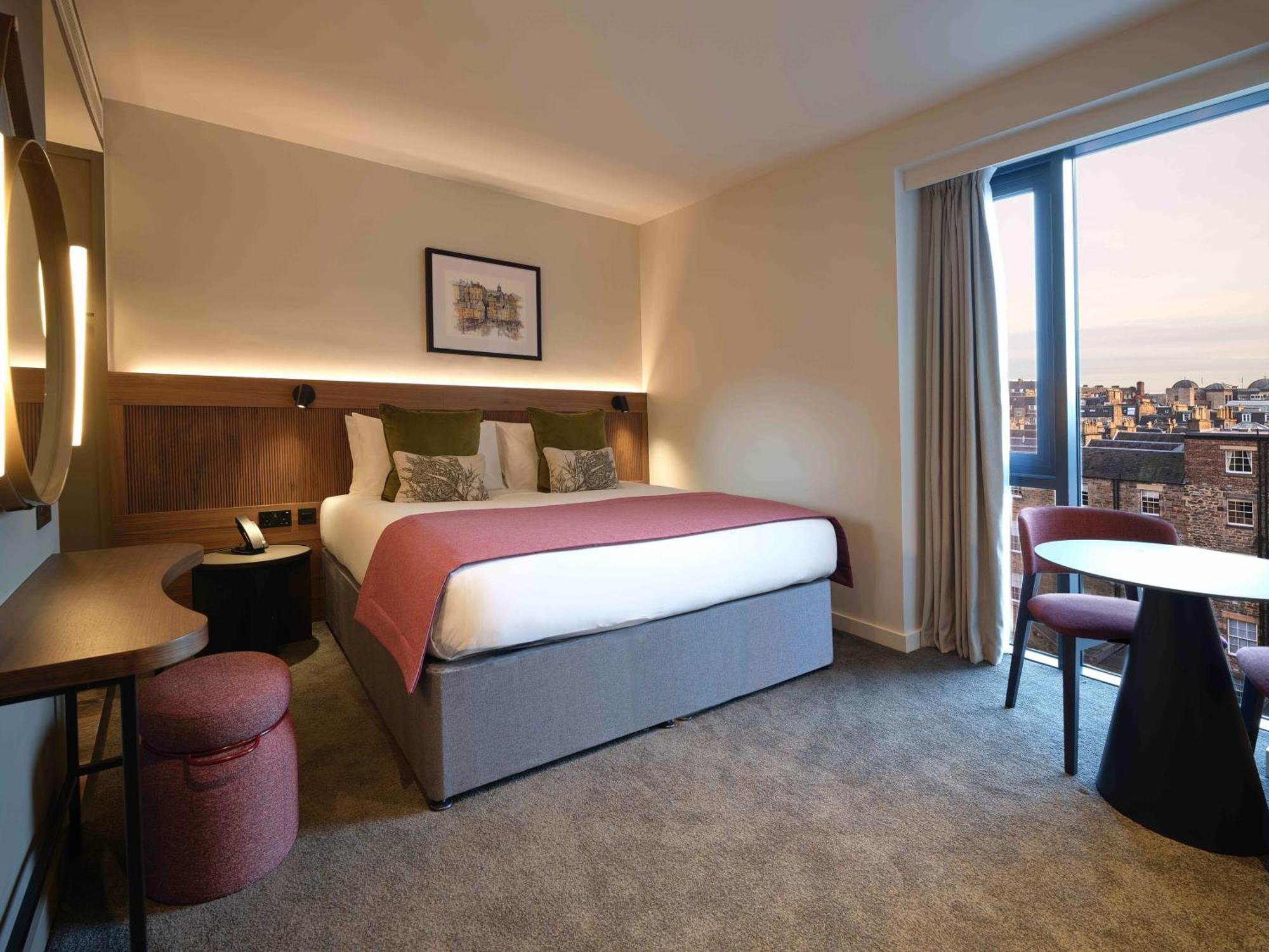 فندق The Resident Edinburgh - Newly Open المظهر الخارجي الصورة