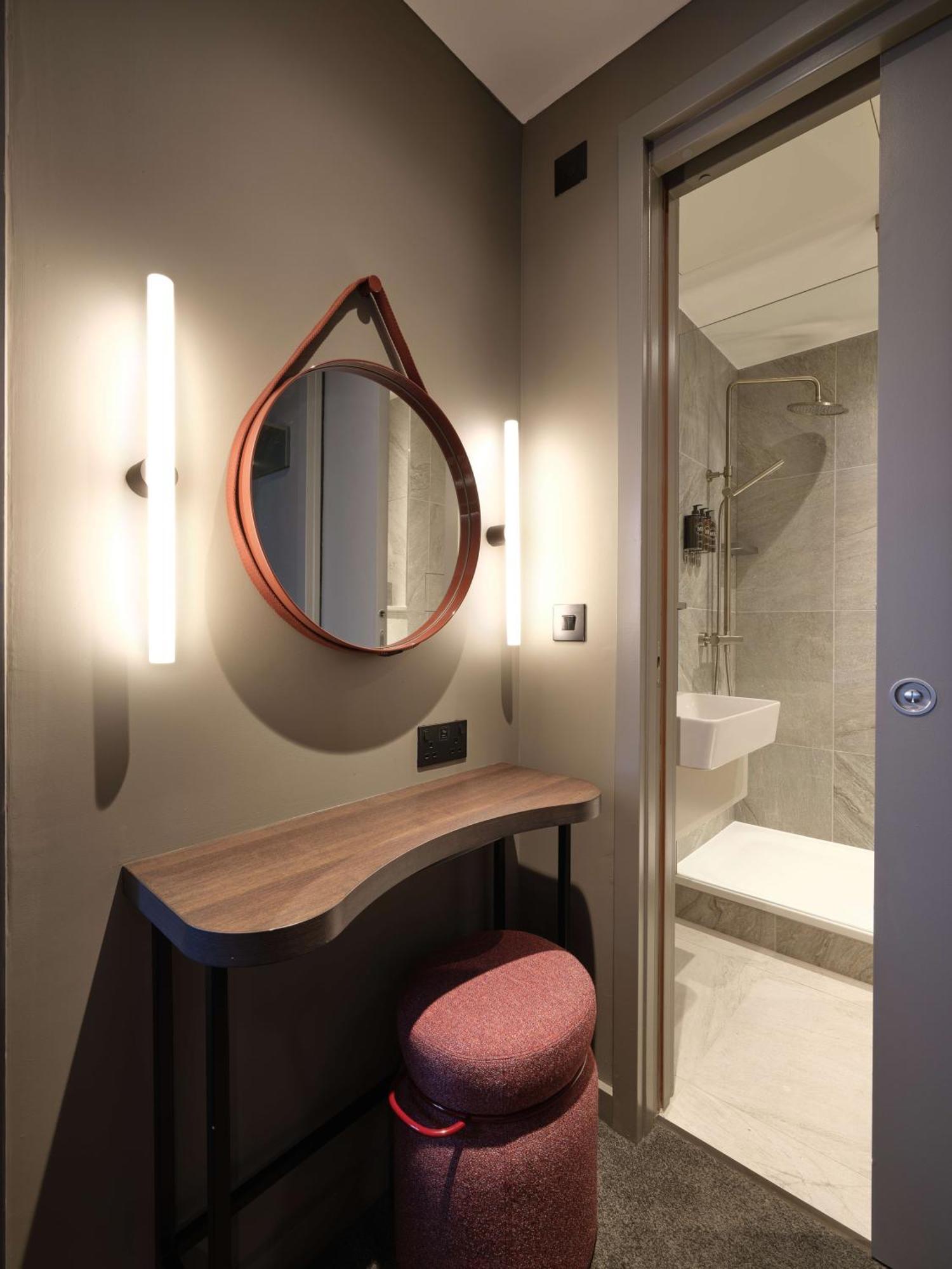 فندق The Resident Edinburgh - Newly Open المظهر الخارجي الصورة